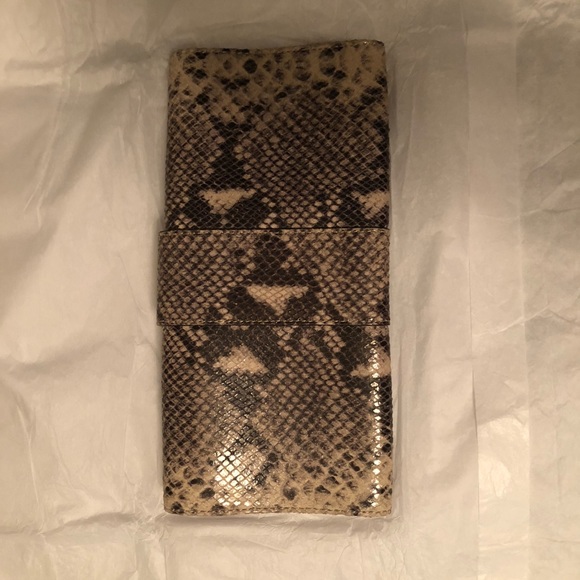 SOLD SOLD ❌Beautiful Michael Kors Animal Print - Picture 4 of 6